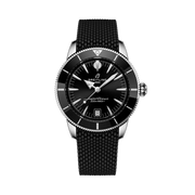 Quadrante nero opaco con indici e lancette luminescenti, datario a finestrella a ore 6 dell'orologio Breitling Superocean Heritage B31 Automatic 40